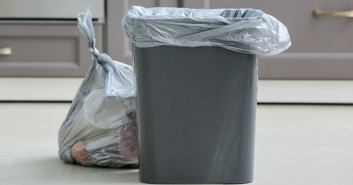 اكياس نفايات